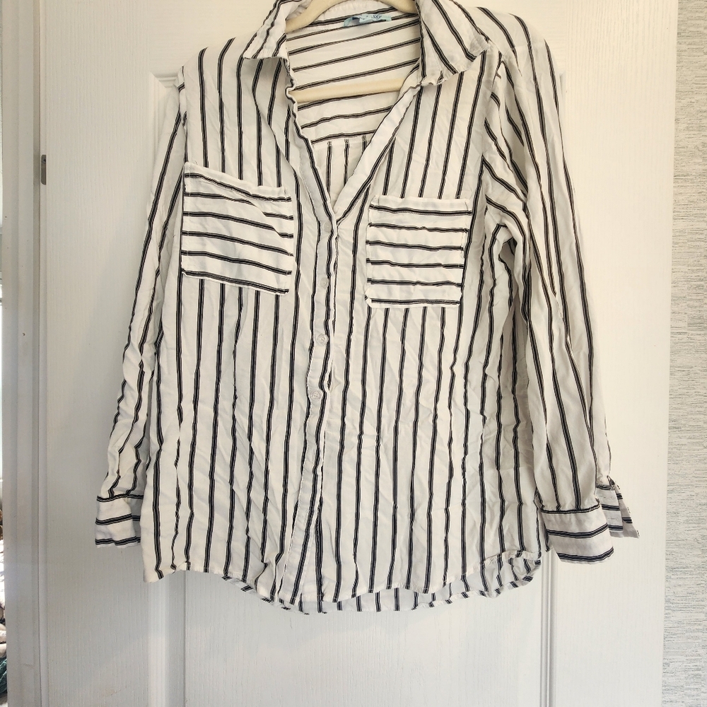 She + Sky Striped Shirt Size XL Euc